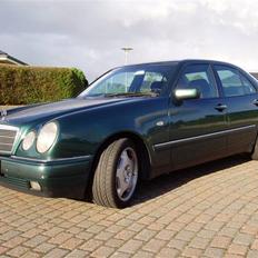 Mercedes Benz E220 CDI Elegance *solgt*