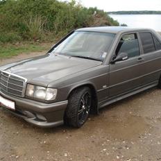Mercedes Benz 190 D 2.5 (SOLGT)