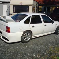 Opel vectra a rustet væk :D