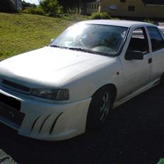 Opel vectra a rustet væk :D