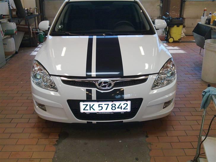 Hyundai I 30 1,6 Crdi SOLGT - Og så er der lige kommet lidt fartstriber billede 6