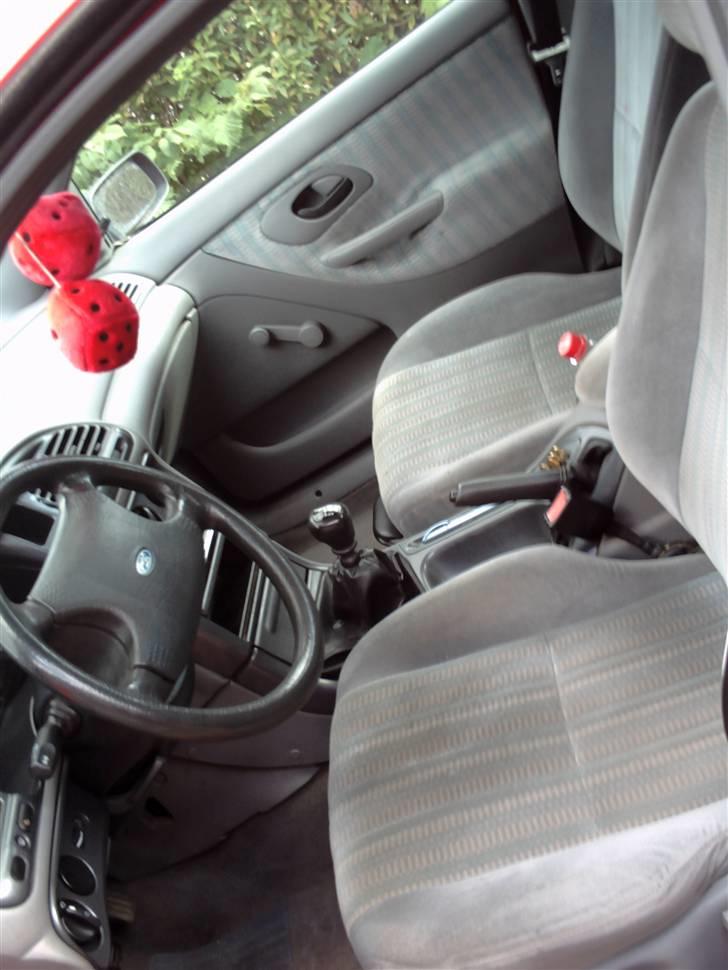 Ford mondeo 1,8 clx solgt billede 7