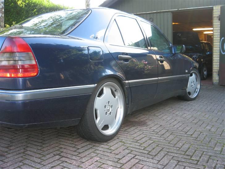 Mercedes Benz C250 diesel SOLGT billede 8