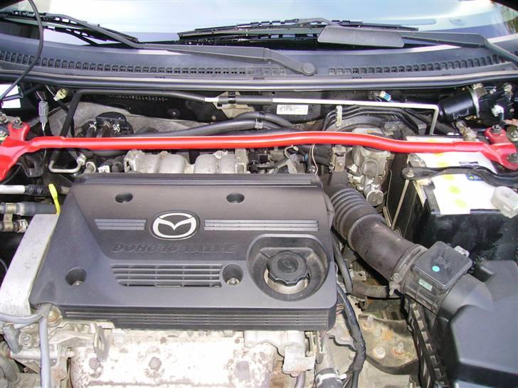 Mazda Protege 5 SPORTIVE - Rød Tårnstiver standart på SPORTIVE modellen billede 7