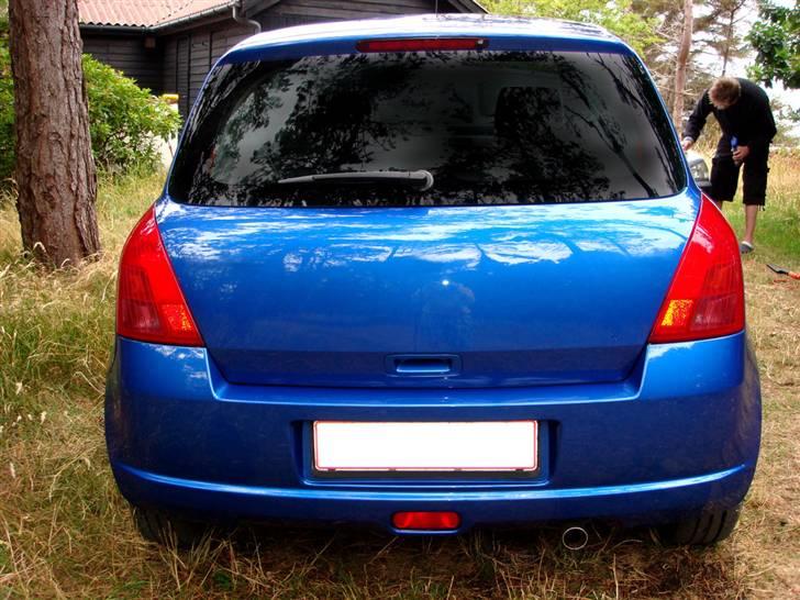 Suzuki Swift [SOLGT] - Sådan ser den snart ud med tonede ruder :) billede 8