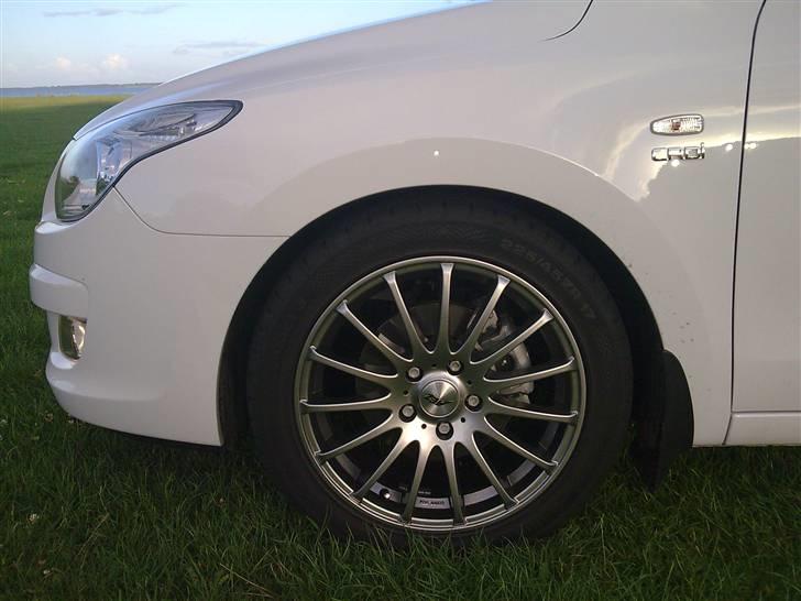 Hyundai I 30 1,6 Crdi SOLGT - Mine 17" Aez Xylo med contiSportContact3 225/45-17 billede 17