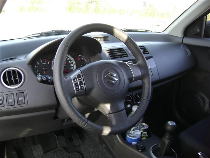 Suzuki Swift Gls ->Solgt<- billede 3