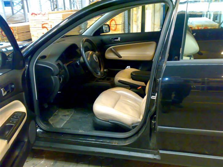 VW Passat 3B *SOLGT* - lækker kabine billede 4