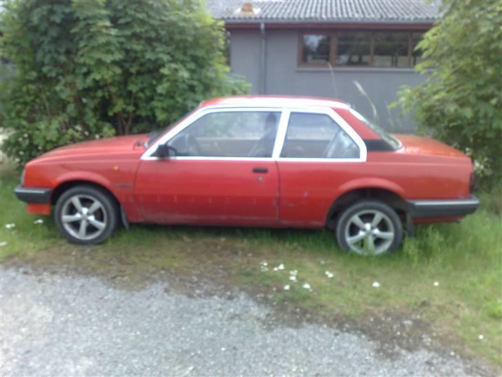 Opel Ascona C 1.8i  Solgt billede 2