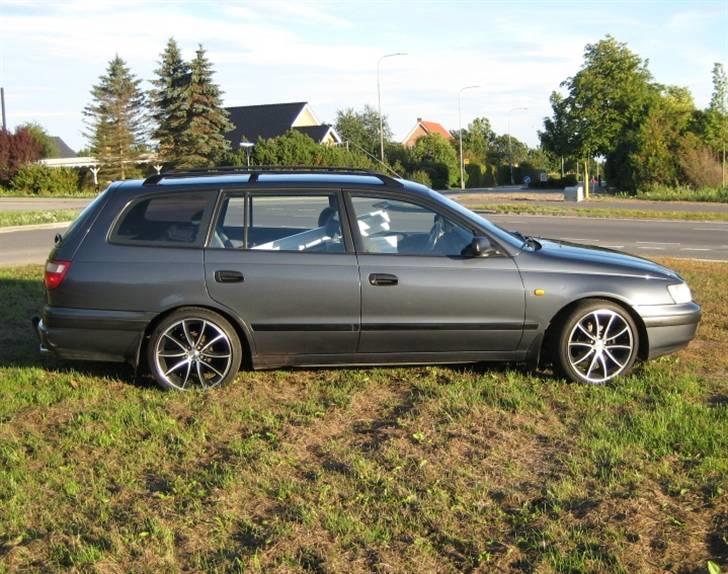 Toyota Carina E st.c. *Solgt* billede 4