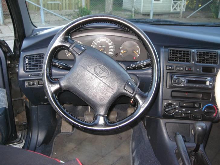 Toyota Carina E st.c. *Solgt* billede 12