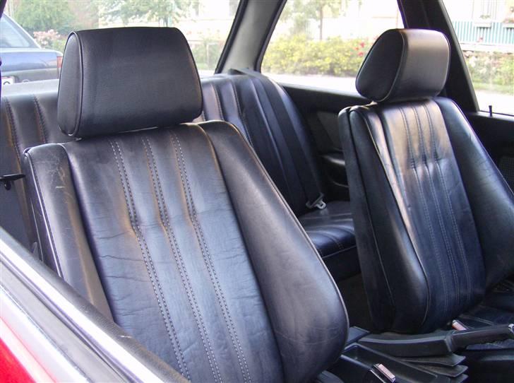 BMW E30 320i billede 2