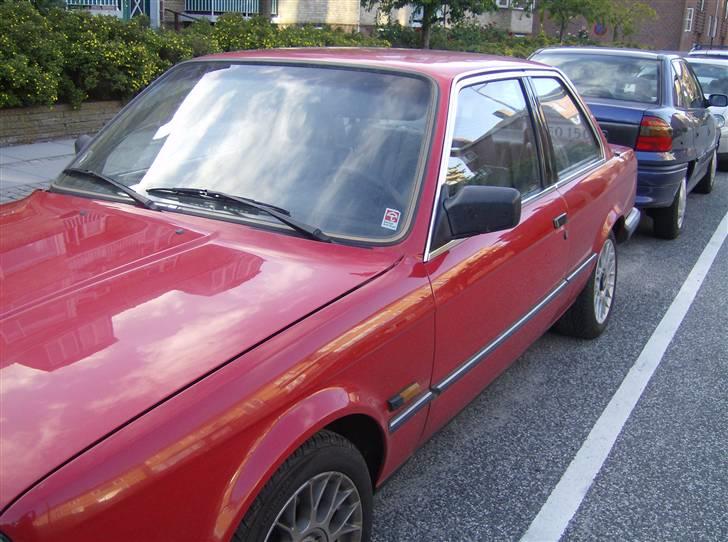 BMW E30 320i billede 7