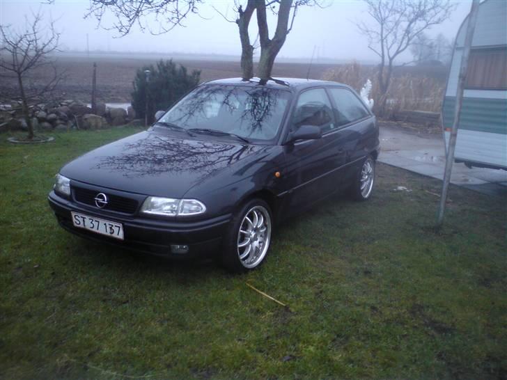 Opel Astra F 1.6 16v solgt billede 4