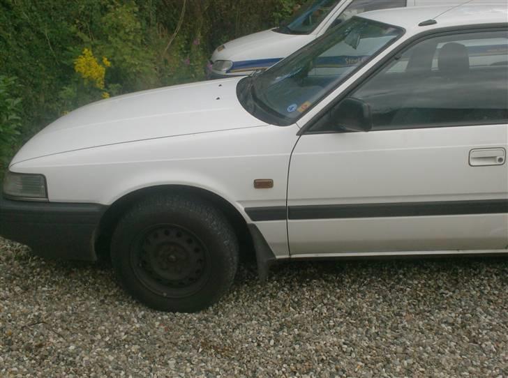 Mazda 626 2,0i solgt billede 2