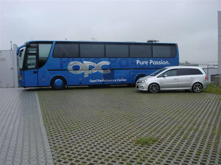 Opel Zafira OPC *solgt* - Opel OPC center ved Nürburgring billede 10