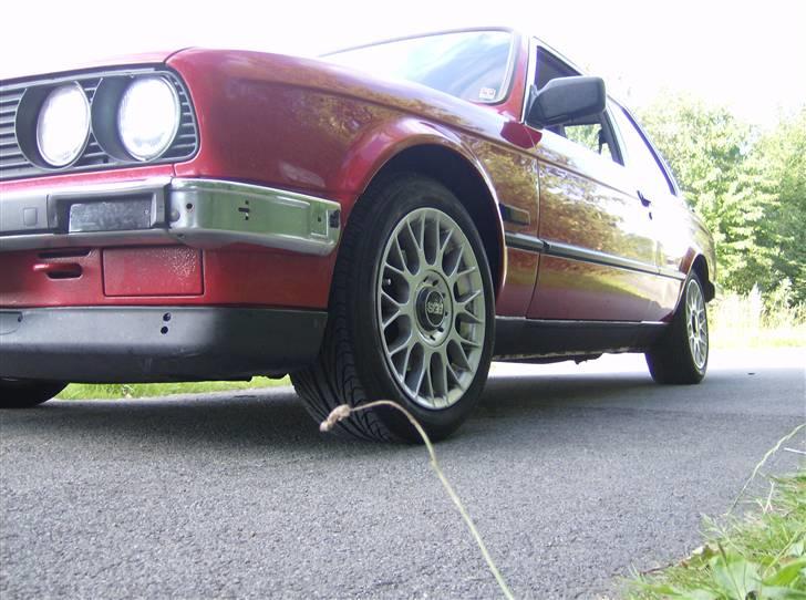 BMW E30 320i billede 11