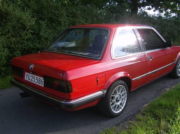 BMW E30 320i billede 12