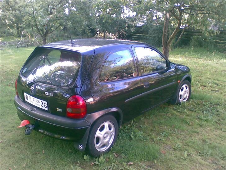 Opel Corsa B X1,5DTL *SKROTTET* billede 2