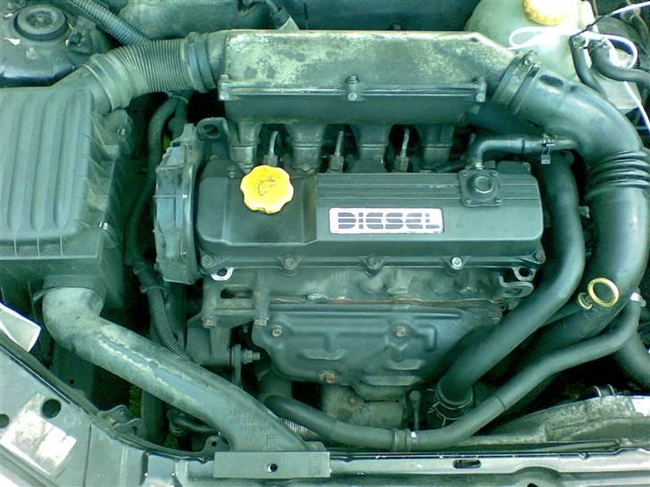 Opel Corsa B X1,5DTL *SKROTTET* billede 7