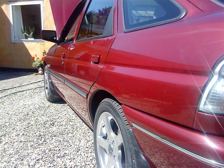 Ford Escort CLX 1.6 (SOLGT) - Bagfra og neee´ billede 15