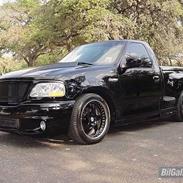 Ford Lightning SOLGT...