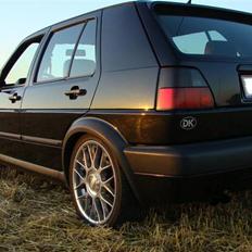 VW Golf 2 Limited