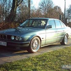 BMW 530i e34