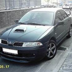 Mitsubishi Carisma 1,8 GDI (Solgt)