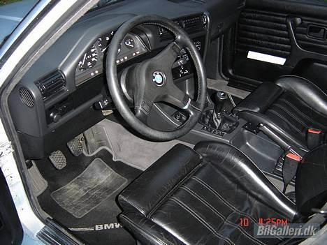 BMW E30 325i billede 3