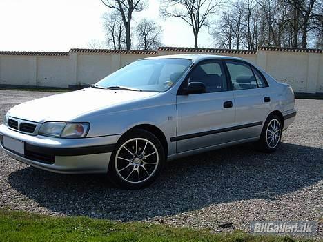Toyota Carina E 1,8 GLX billede 5