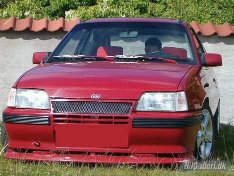 VW Golf 2 SOLGT - Min gamle bil, Snøft... Den fortjente lige en plads. billede 2