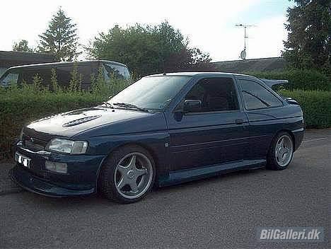 Ford RS2000 - SOLGT... - Den ser lidt mat ud her, men det er billederne der snyder...!!! billede 4