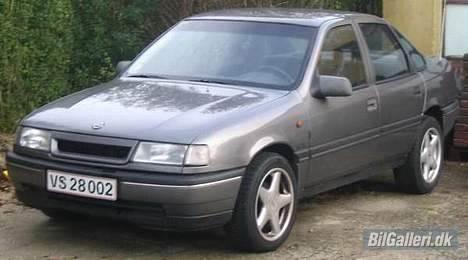 Opel vectra a 2.0i gls solgt - HAr 95 front  billede 1