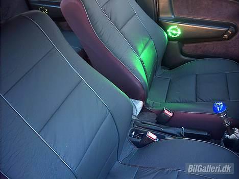 Opel vectra a 2.0i gls solgt - min  kabine fra 2000 16v hele kabine erbliv betukke men sort læderlook billede 5