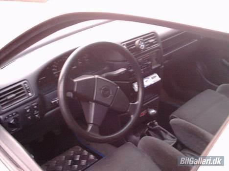 Opel vectra 2000 16v (solgt) billede 9