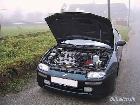 Mazda 323F GT 2,0 V6 billede 2