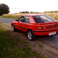 Mazda 323 F GLX