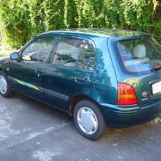 Toyota Starlet 1,3 XLI S *Solgt*