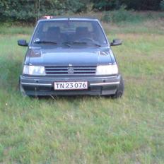 Peugeot 309 nr 3