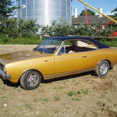 Opel Commodore A Coupé