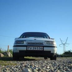 Opel Vectra A 2.0i GL *Solgt*