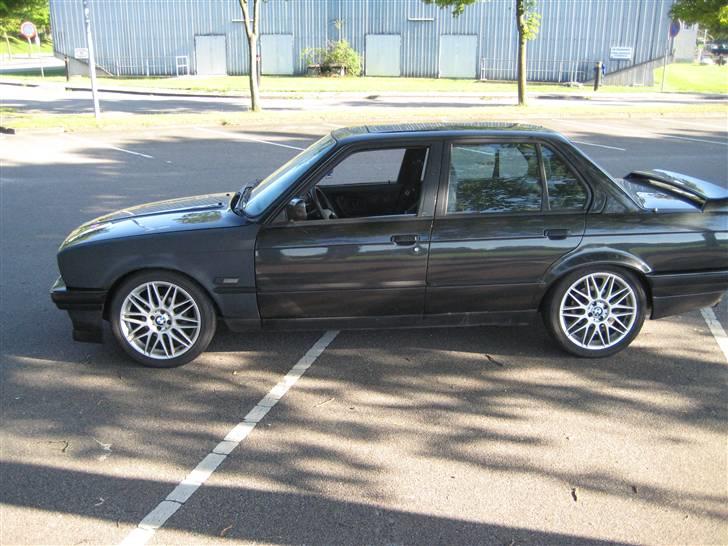 BMW E30 325i 24V (Solgt) billede 3