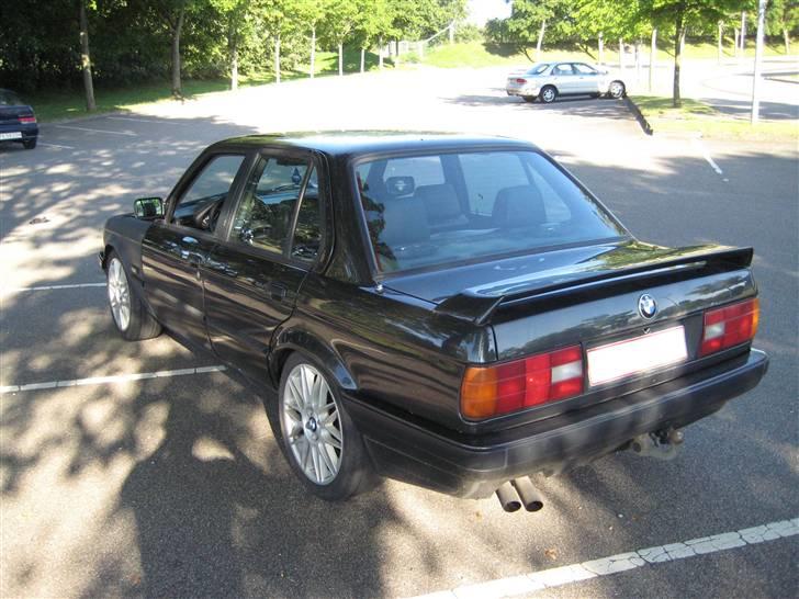 BMW E30 325i 24V (Solgt) billede 4