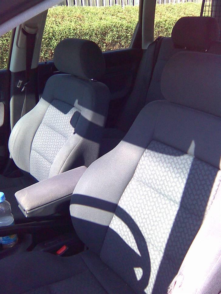 Audi A4 Avant 1,8T *SOLGT* - Kabinen.. billede 4