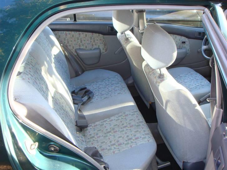 Toyota Starlet 1,3 XLI S *Solgt* billede 4