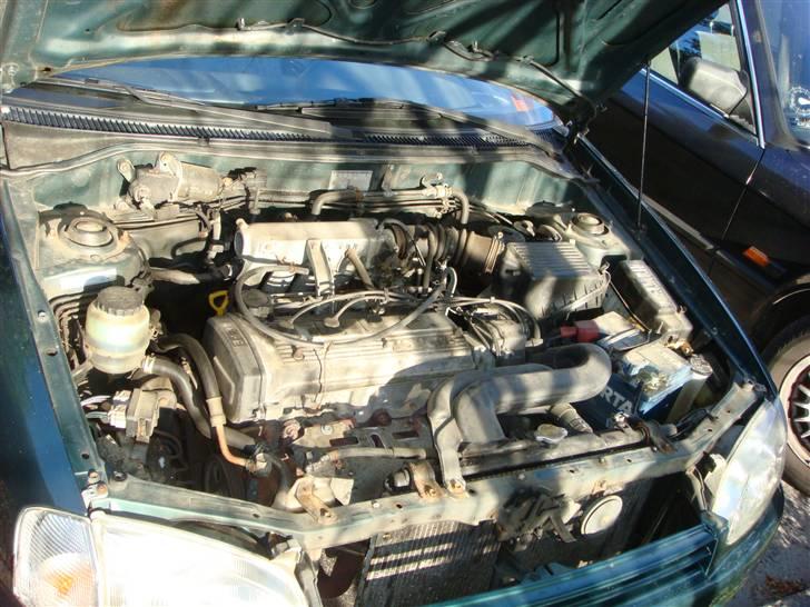 Toyota Starlet 1,3 XLI S *Solgt* billede 6