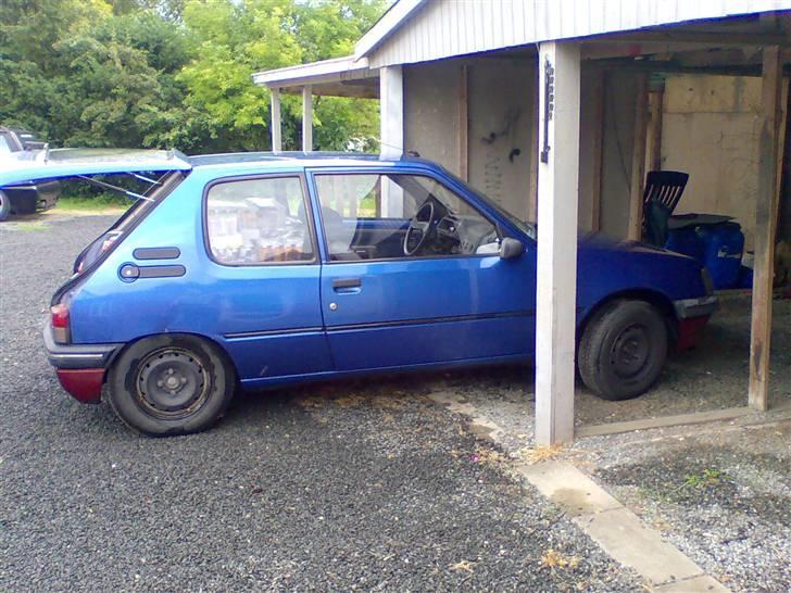 Peugeot 205 LOOK - Sådan kan man også sænke en bil..en tur til tyskland..*GG* billede 12