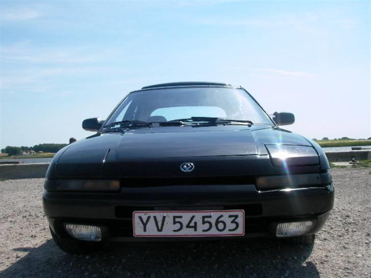 Mazda 323F billede 4