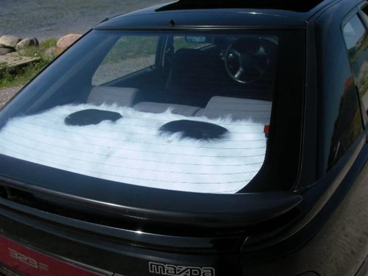 Mazda 323F billede 6